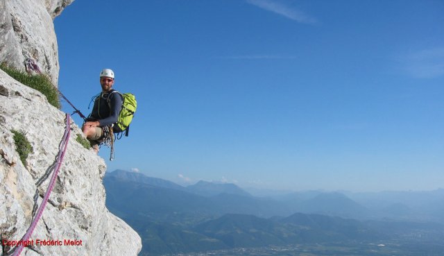 Grande voie dans la Dent de Crolles (Chartreuse)